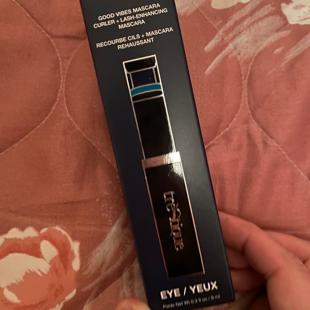 Mascara with built in curler